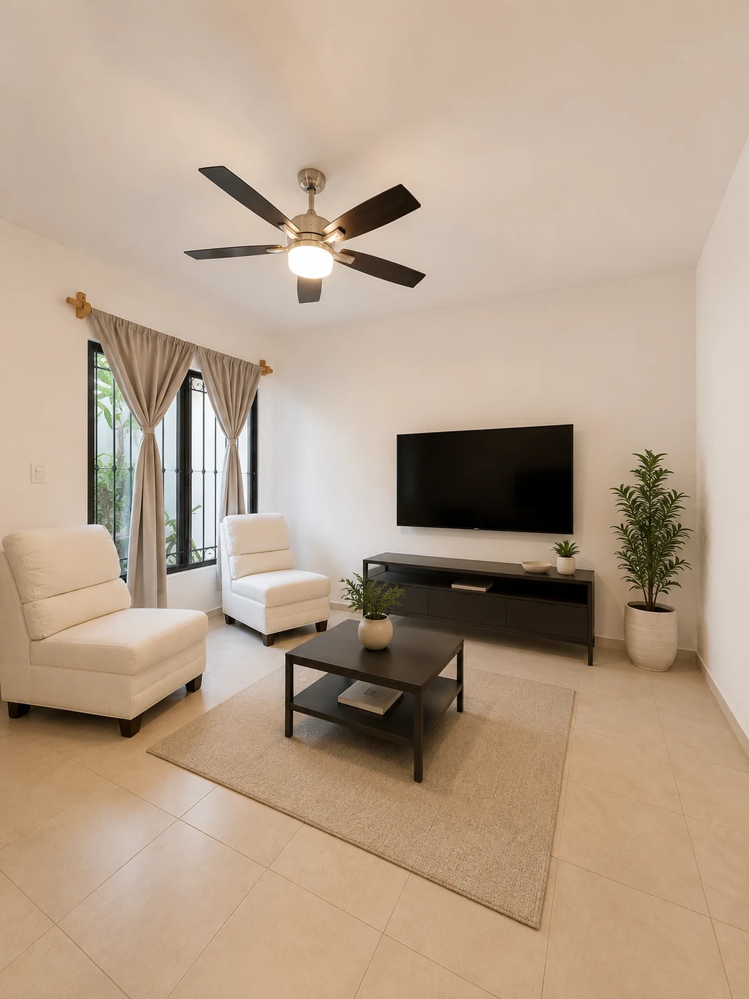 Sala de estar — ángulo amplio